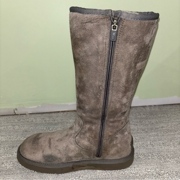 Ugg Australia Gray Sumner Boots Full Zip Size 7 S/N 1005375 - Picture 6 of 9